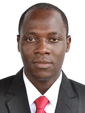Portrait of Dr. Thierry Nsabimana